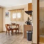 Efrosyni Apartman