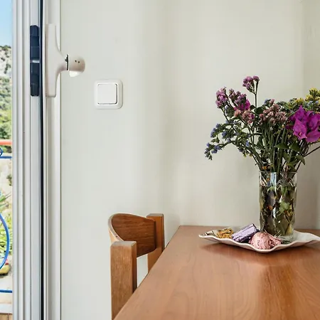 Efrosyni アパート